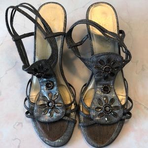 New York Transit 8M wedge sandals